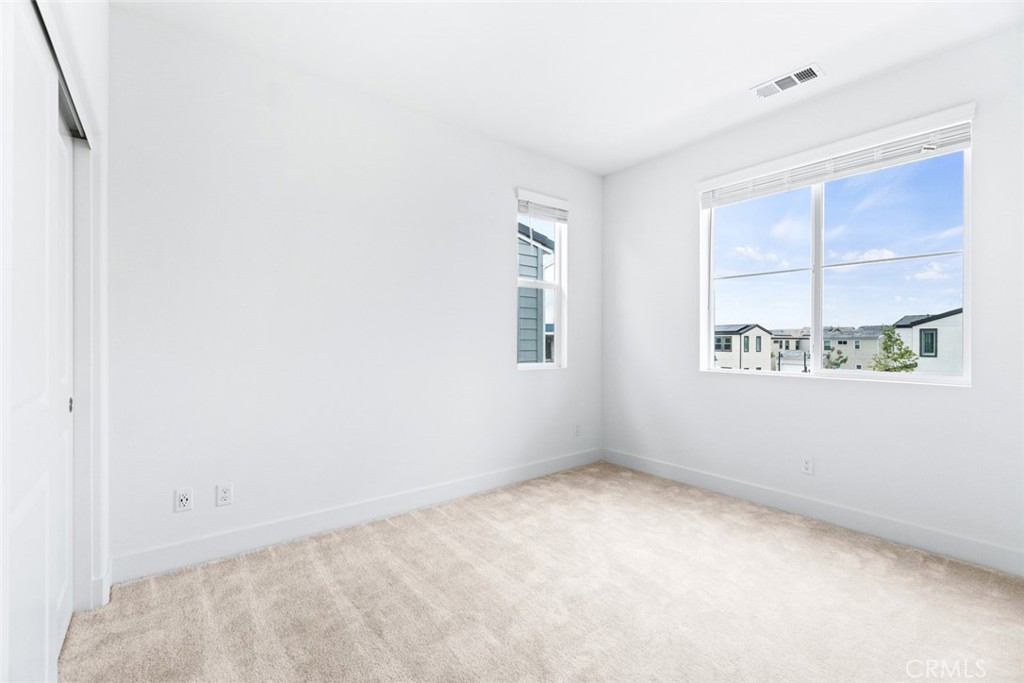 374 Baluster Irvine, CA 92618 - Photo 31 of 64 a view of room with window
