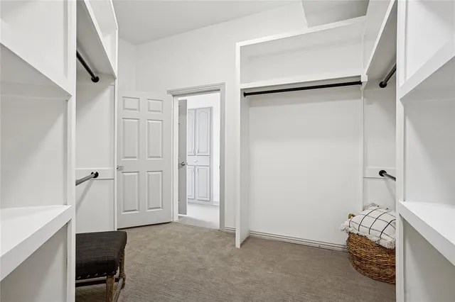 $6,050 | 4201 Lomo Alto Drive, Unit 318, Highland Park, TX 75219