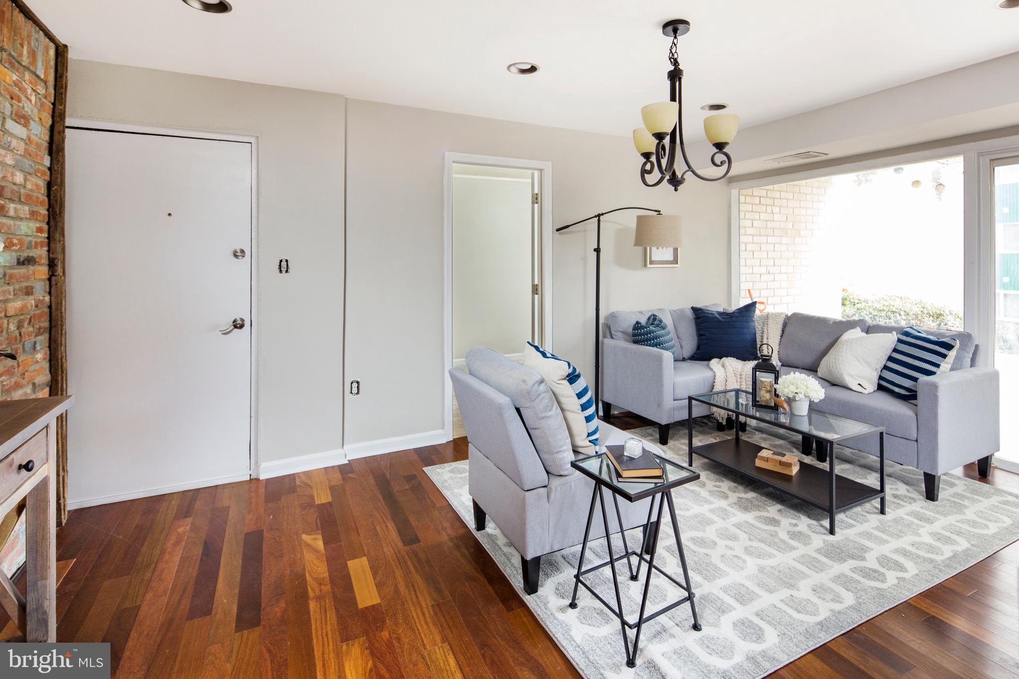 9274 Adelphi Road, Unit 12 Hyattsville, MD 20783 - Photo 7 of 16 Open floor concept