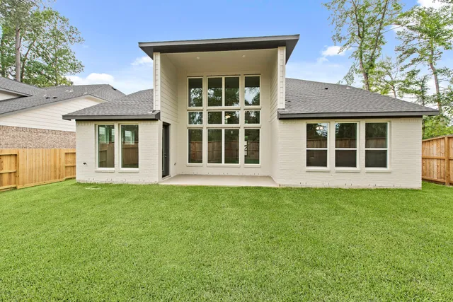 $544,982 | 215 Warbler Song Drive, Willis, TX 77318