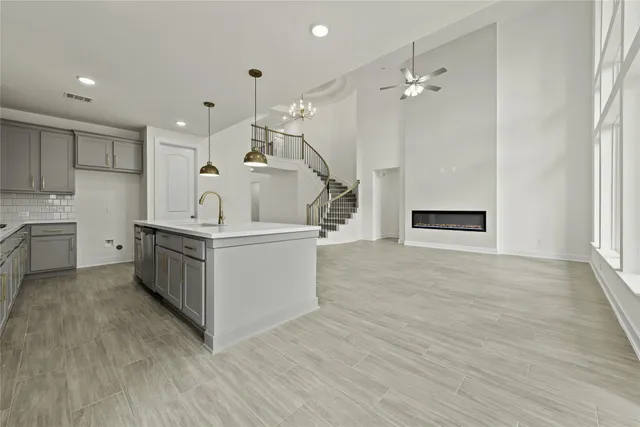 $544,982 | 215 Warbler Song Drive, Willis, TX 77318