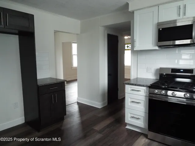 $234,900 | 164 Welles Street, Forty Fort, PA 18704