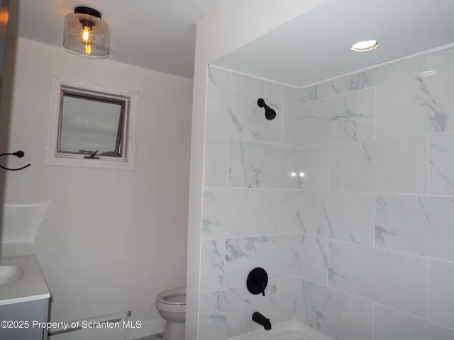 $234,900 | 164 Welles Street, Forty Fort, PA 18704