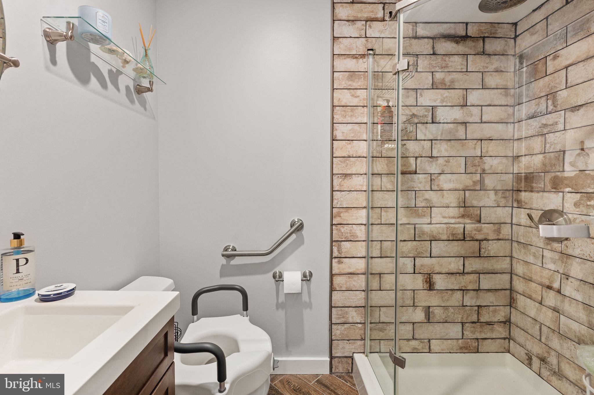 22088 Landora Bridge Road Ruther Glen, VA 22546 - Photo 91 of 122 Stylish bathroom with modern finishes.