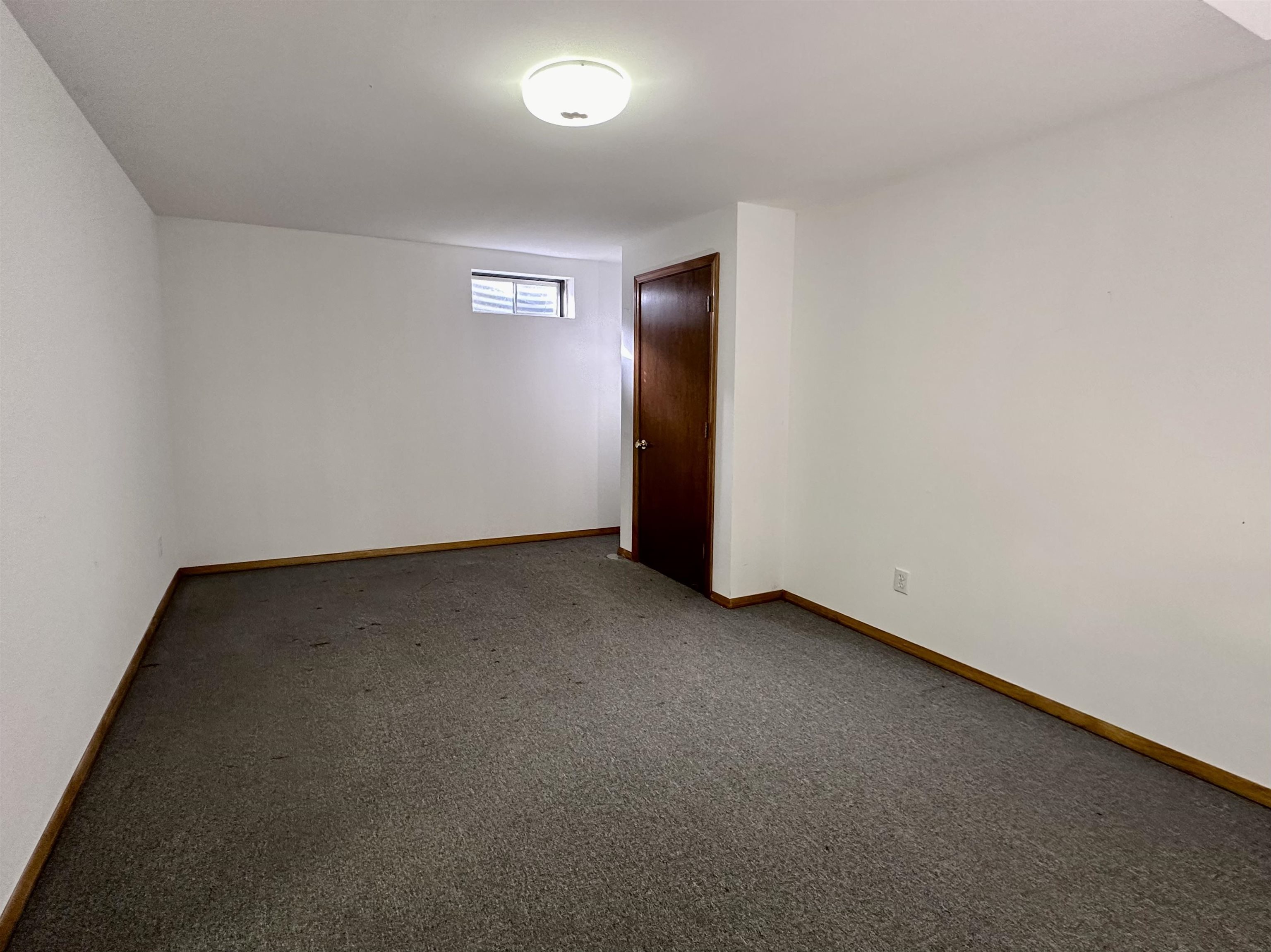 6497 Maeve Lane Rockford, IL 61107 - Photo 22 of 24 an empty room with windows