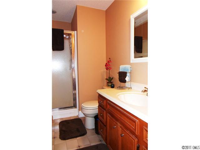131 Speaks Road Olin, NC 28660 - Photo 6 of 10 Gallery Image 6