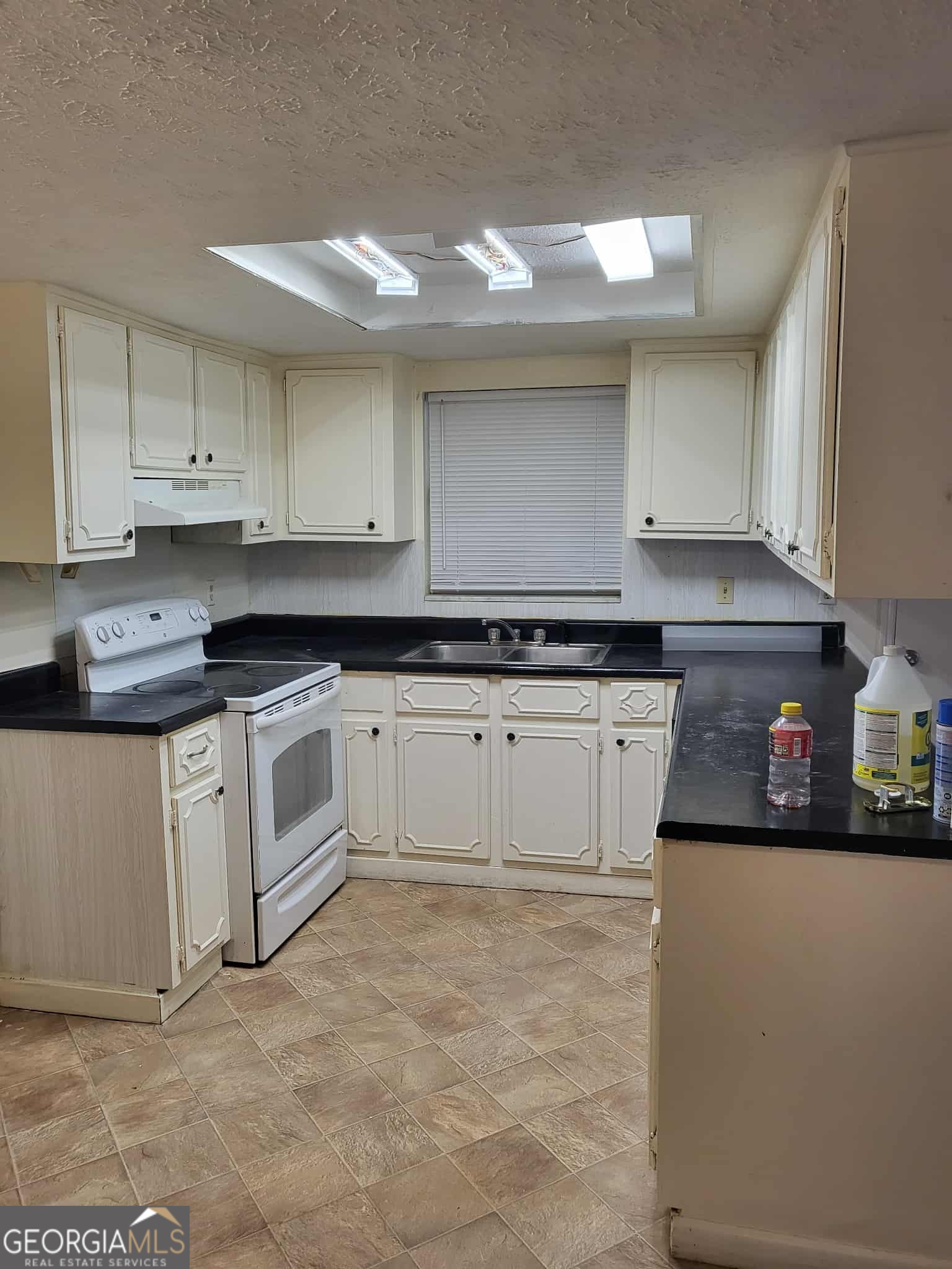 103 Westcliff Circle, Unit A Warner Robins, GA 31093 - Photo 3 of 8