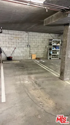 $5,000 | 1802 20th Street, Unit B, Santa Monica, CA 90404