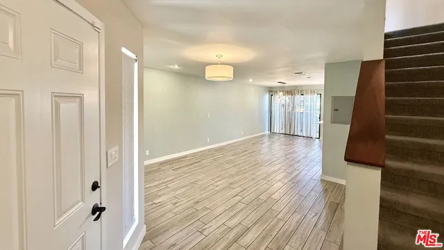 $5,000 | 1802 20th Street, Unit B, Santa Monica, CA 90404