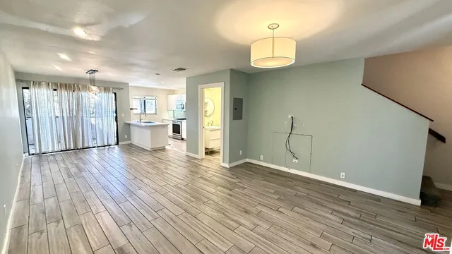 $5,000 | 1802 20th Street, Unit B, Santa Monica, CA 90404