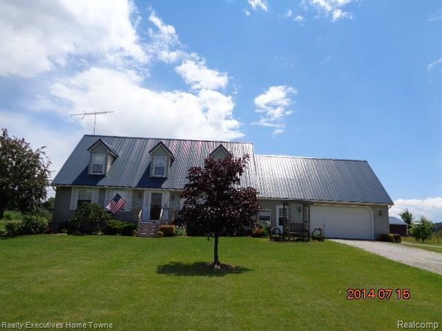 8233 Oatman Road Avoca, MI 48006 - Photo 1 of 34 Picture 059.jpg