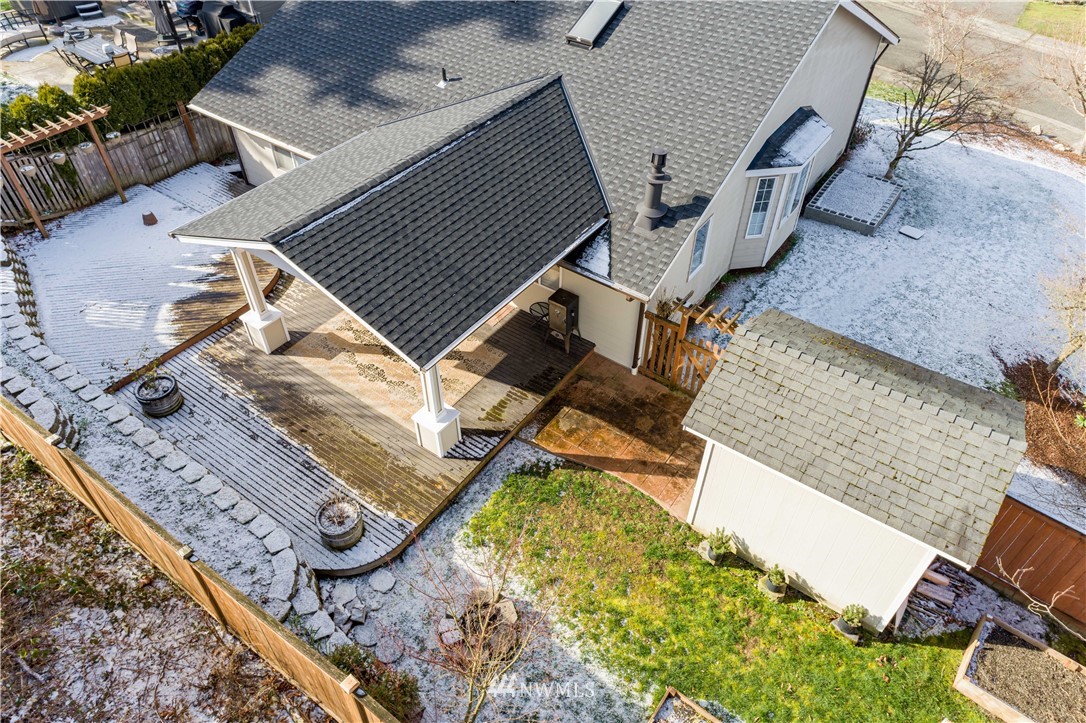 25904 202nd Avenue Southeast Covington, WA 98042 - Photo 23 of 24 an aerial view of a backyard