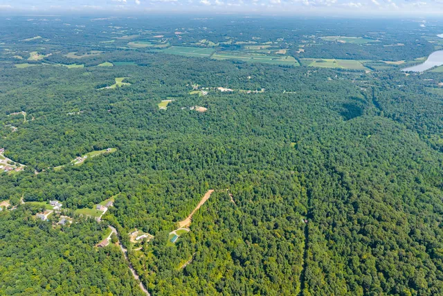 $139,750 | 5 Lyle Hollow Road, Palmyra, TN 37142