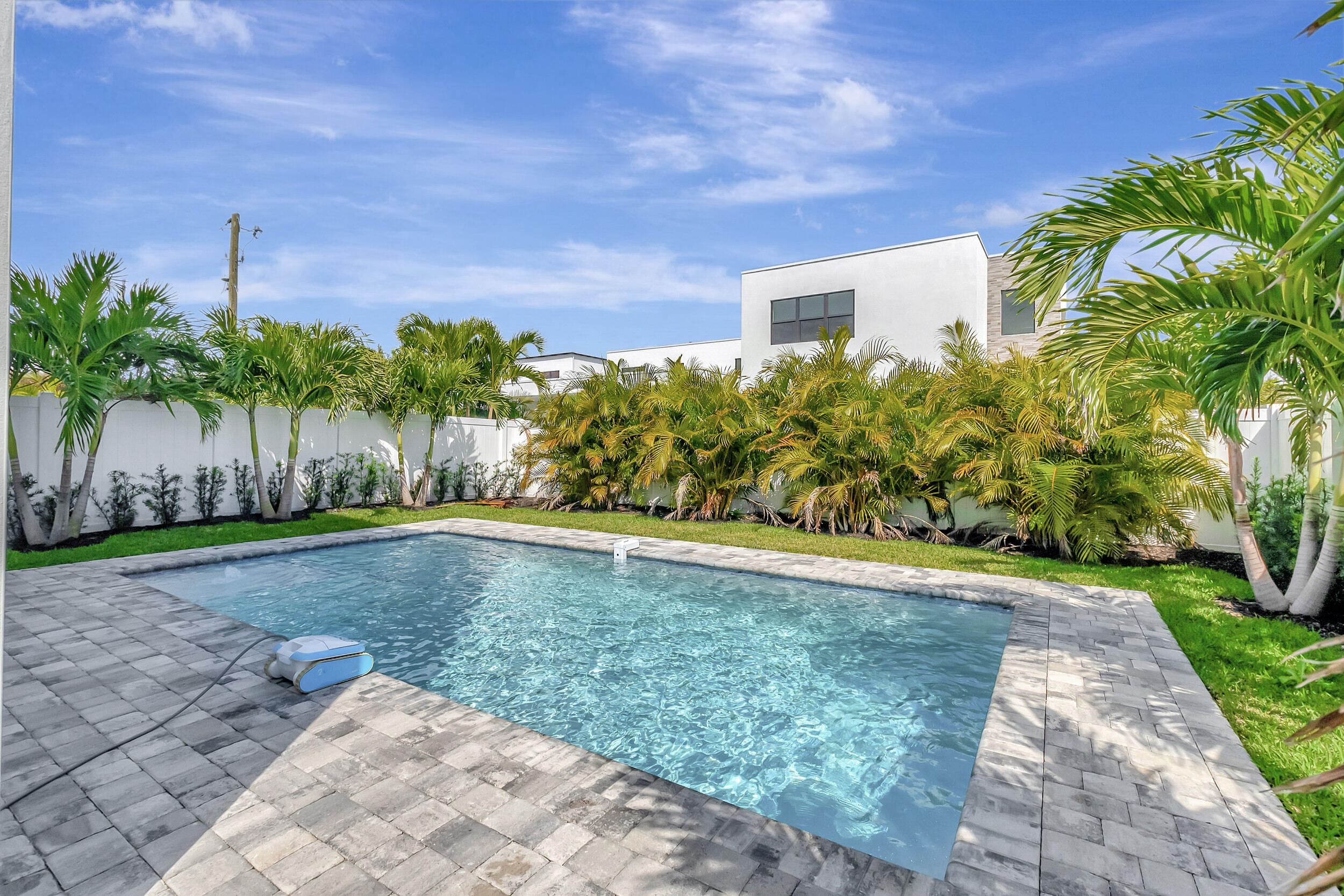 699 Kingsbridge Street Boca Raton, FL 33487 - Photo 36 of 39 21_dsc_1198