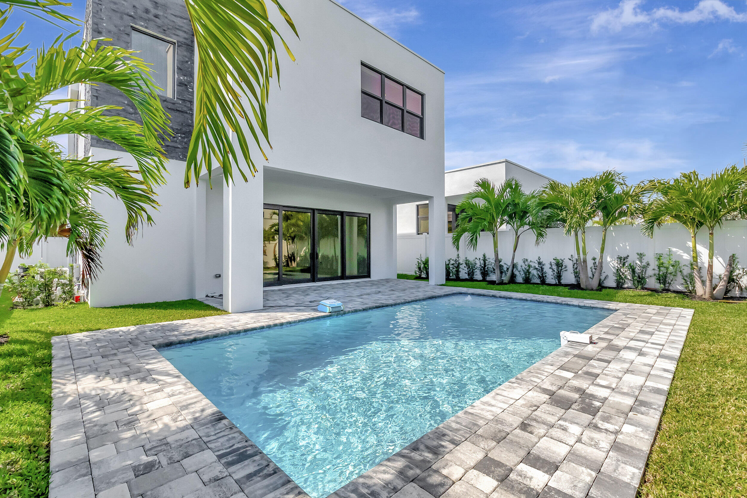 699 Kingsbridge Street Boca Raton, FL 33487 - Photo 37 of 39 22_dsc_1203