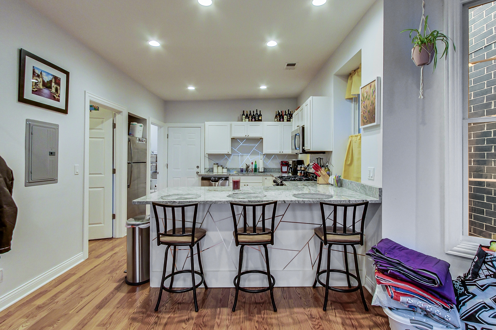 1934 West Irving Park Road Chicago, IL 60613 - Photo 29 of 63 Gallery Image 29