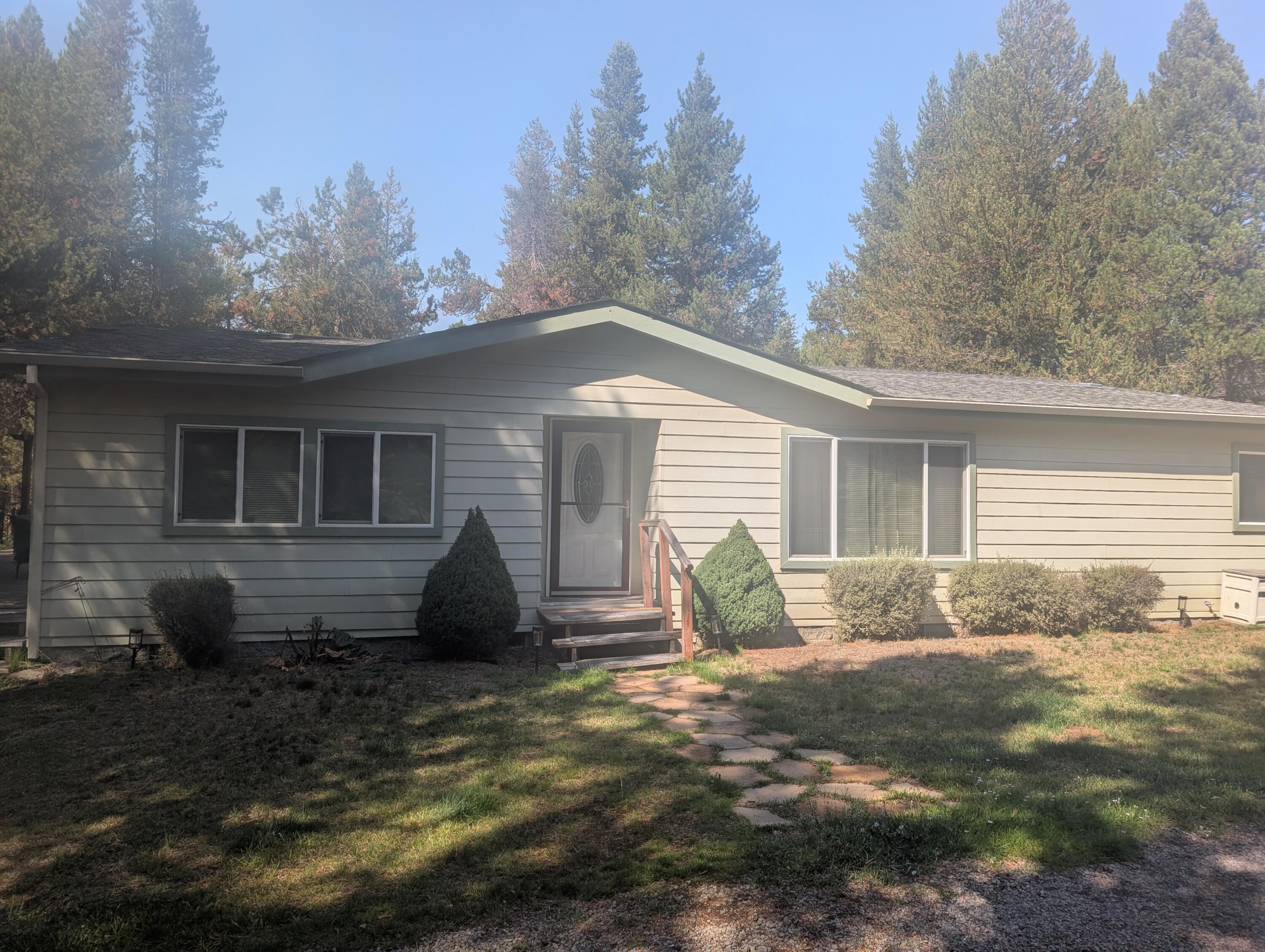 52485 Huntington Road La Pine, OR 97739 - Photo 2 of 5