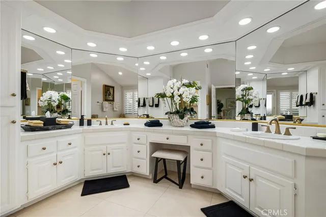 $1,195,000 | 310 Running Springs Drive, Palm Desert, CA 92211