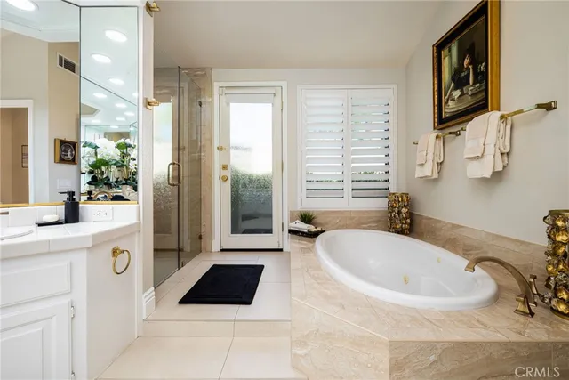 $1,195,000 | 310 Running Springs Drive, Palm Desert, CA 92211