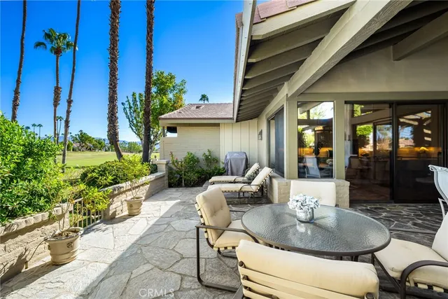 $1,195,000 | 310 Running Springs Drive, Palm Desert, CA 92211