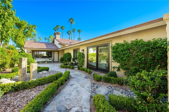 $1,195,000 | 310 Running Springs Drive, Palm Desert, CA 92211