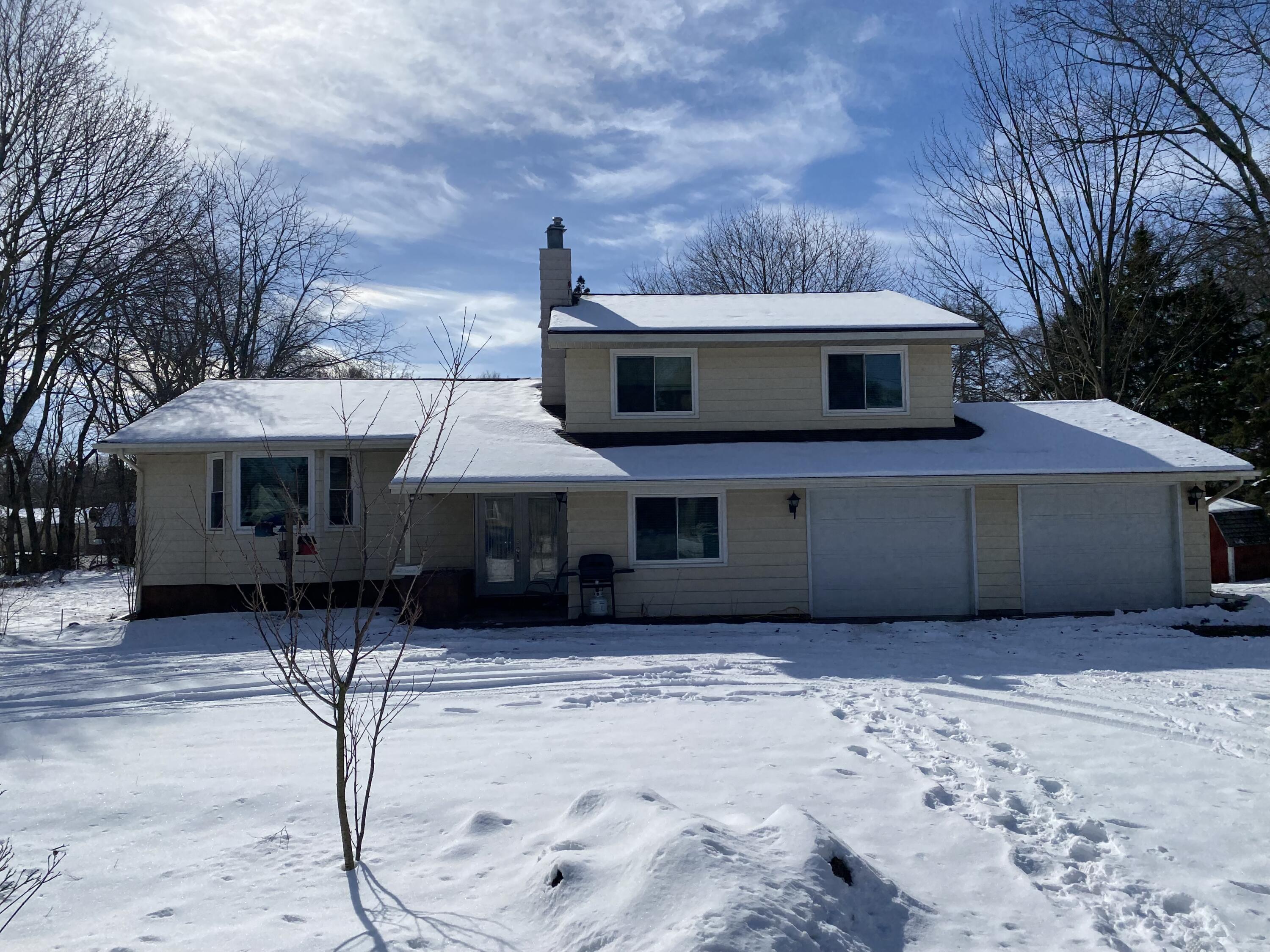 1479 West Giles Road Muskegon, MI 49445 - Photo 4 of 49 1479 W Giles Road