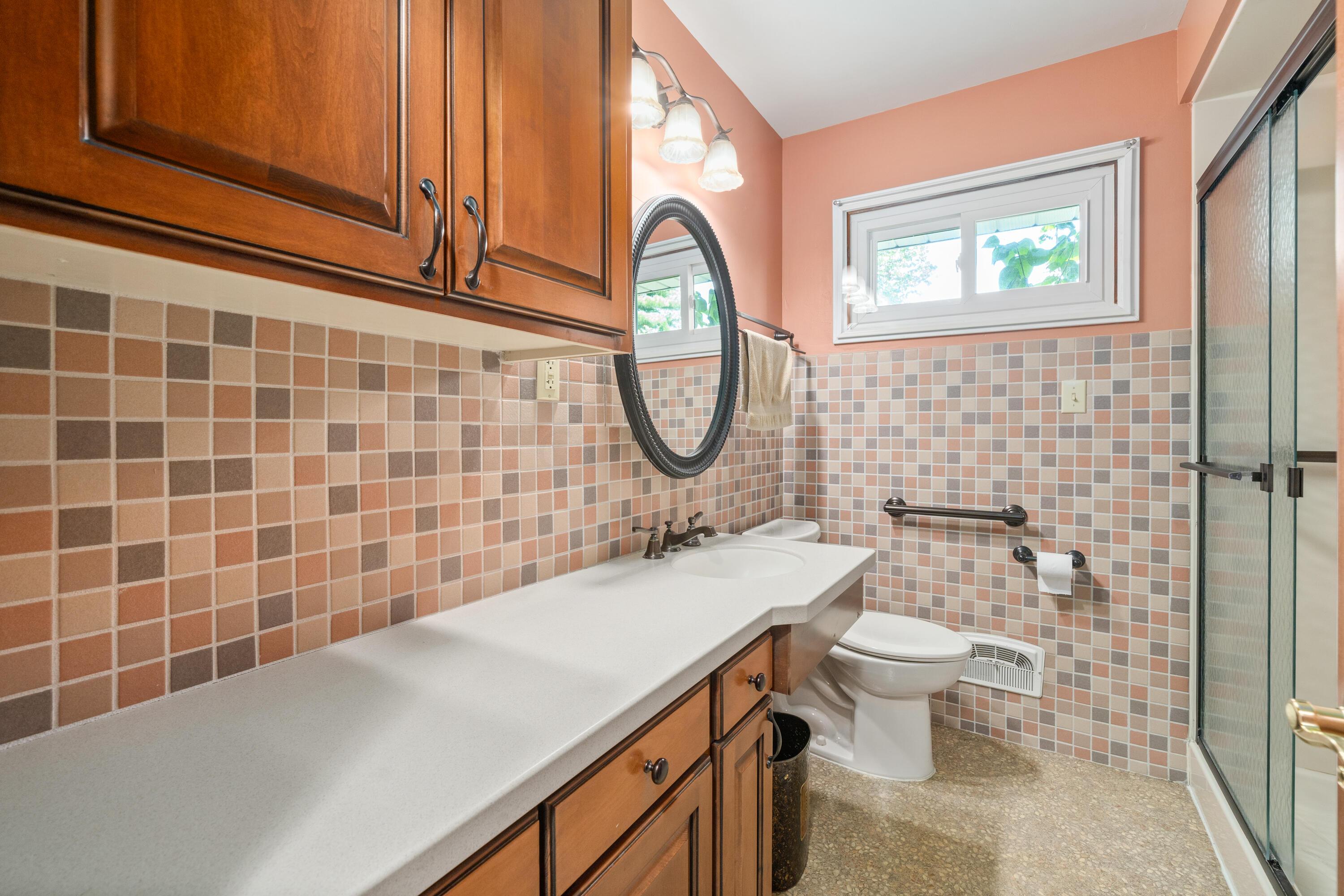 67 North Chesterfield Road Columbus, OH 43209 - Photo 18 of 56 DSC01563