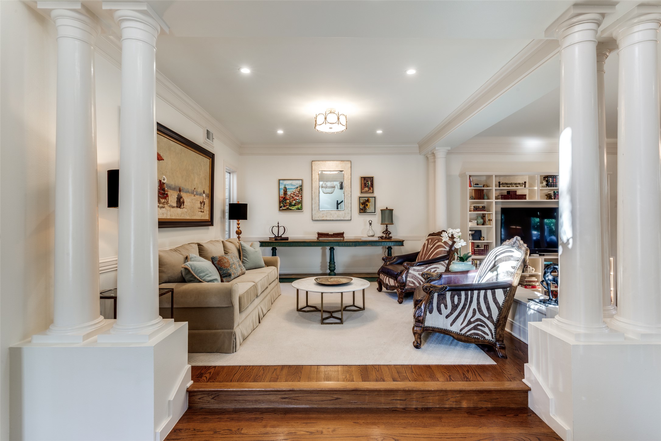 6815 Cougar Run Austin, TX 78731 - Photo 6 of 27