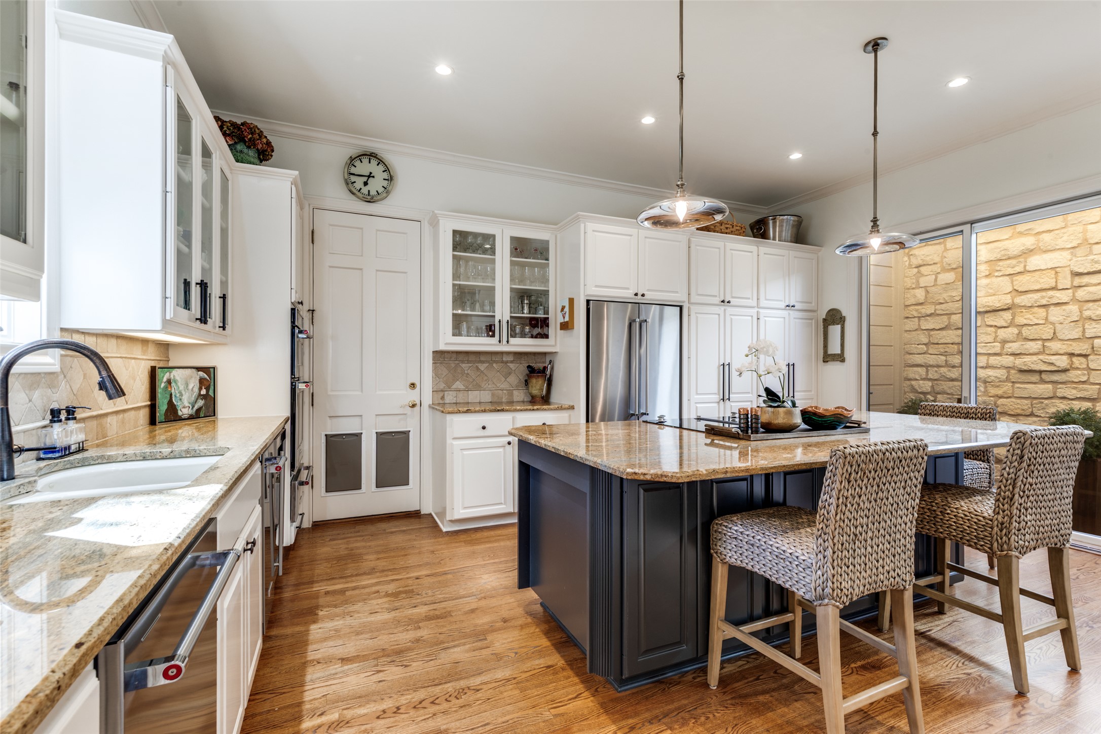 6815 Cougar Run Austin, TX 78731 - Photo 8 of 27