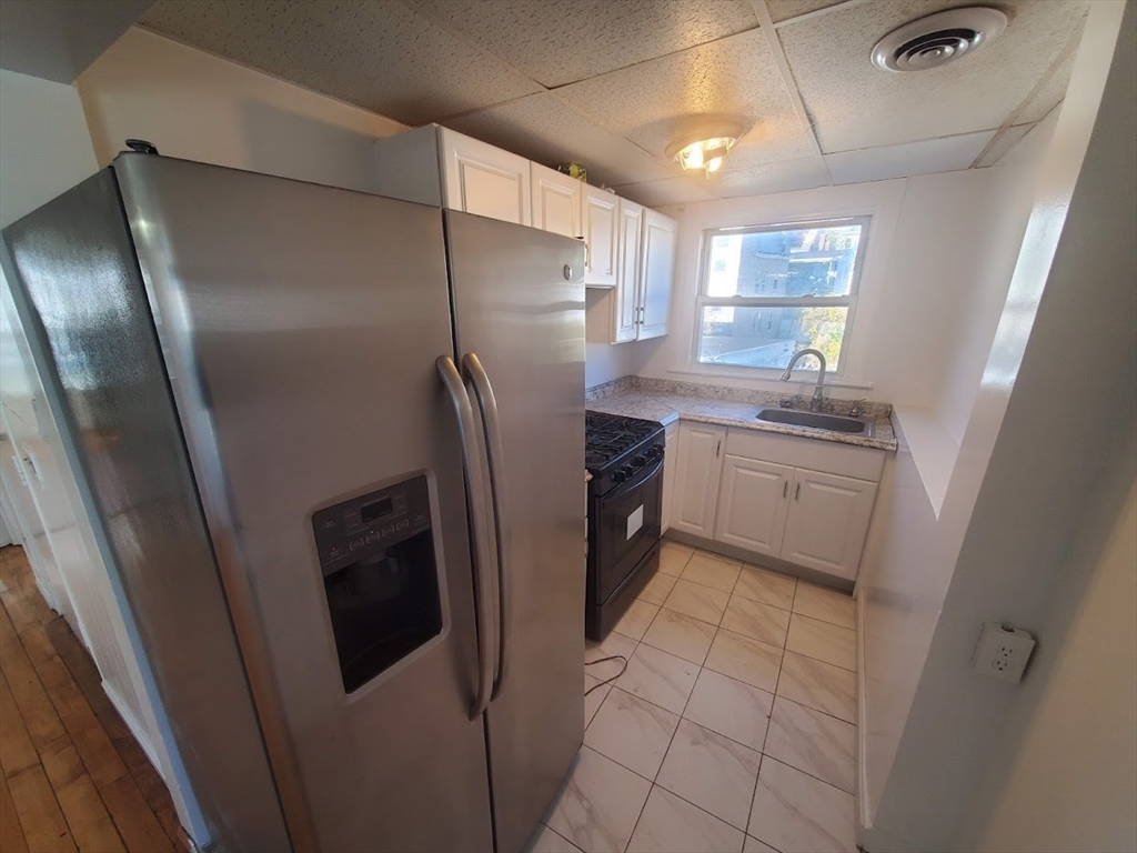 97 High Street Haverhill, MA 01832 - Photo 17 of 39