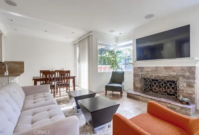 $5,800 | 6172 Eaglecrest Drive, Huntington Beach, CA 92648