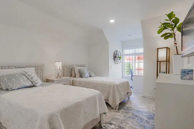 $5,800 | 6172 Eaglecrest Drive, Huntington Beach, CA 92648