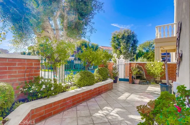 $5,800 | 6172 Eaglecrest Drive, Huntington Beach, CA 92648