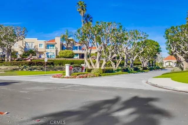 $5,800 | 6172 Eaglecrest Drive, Huntington Beach, CA 92648