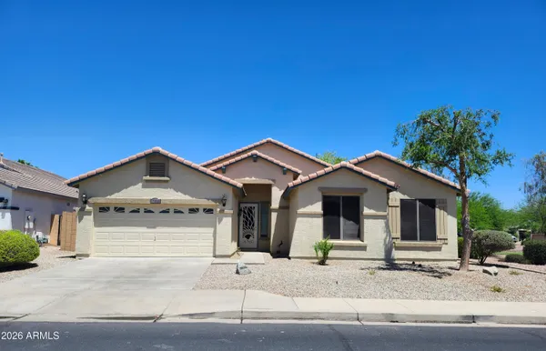 $2,149 | 17938 West Port Royale Lane, Surprise, AZ 85388