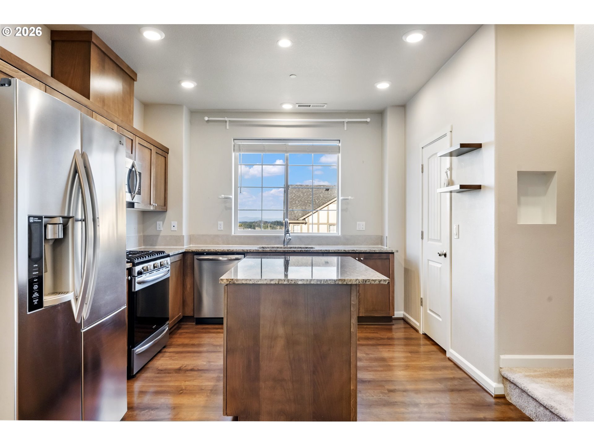 7436 Northwest Elise Avenue Portland, OR 97229 - Photo 10 of 28