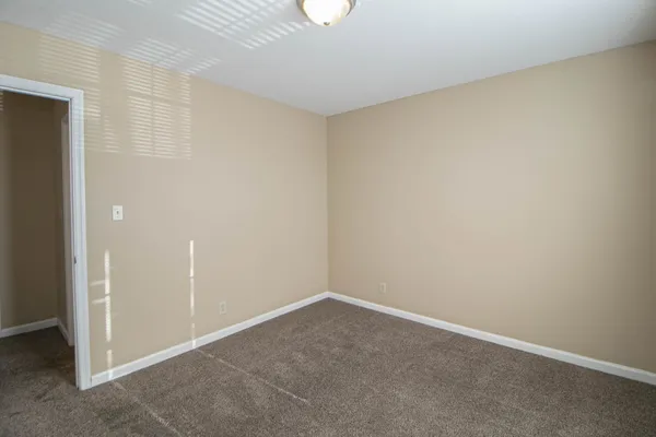 $905 | 363 Peabody Drive, Unit 2, Clarksville, TN 37042