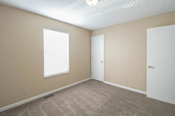 $905 | 363 Peabody Drive, Unit 2, Clarksville, TN 37042