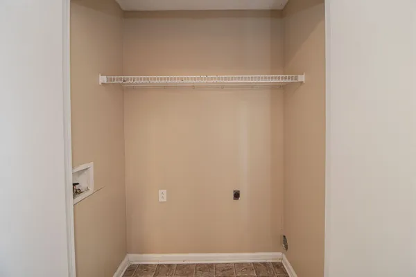 $905 | 363 Peabody Drive, Unit 2, Clarksville, TN 37042