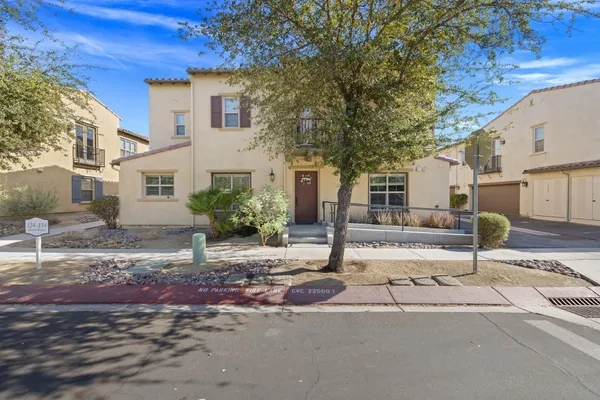 $350,000 | 124 Paseo Bravo, Palm Desert, CA 92211