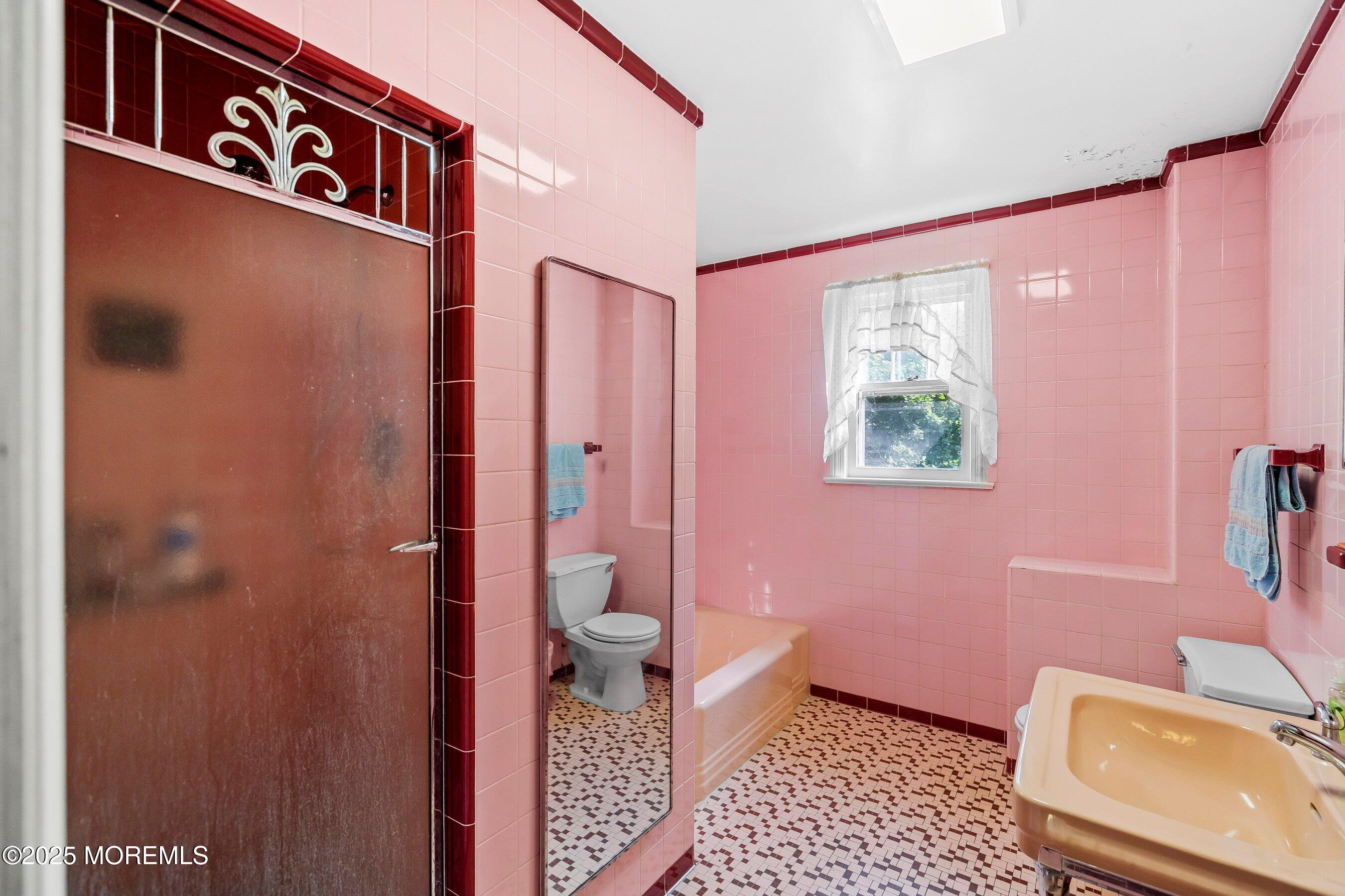 47 Court Street Freehold, NJ 07728 - Photo 17 of 31 Main Bath (upstairs)