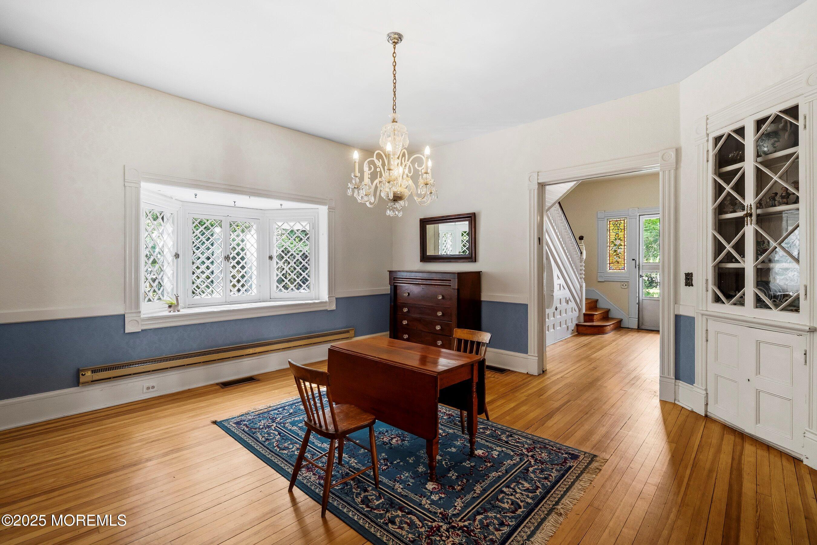 47 Court Street Freehold, NJ 07728 - Photo 5 of 31 13-Dining