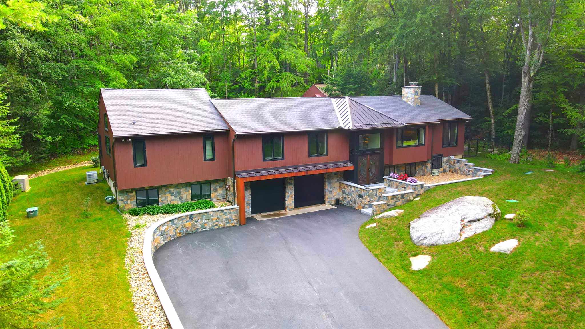 3 Beebe Lane Merrimack, NH 03054 - Photo 2 of 34 Gallery Image 2