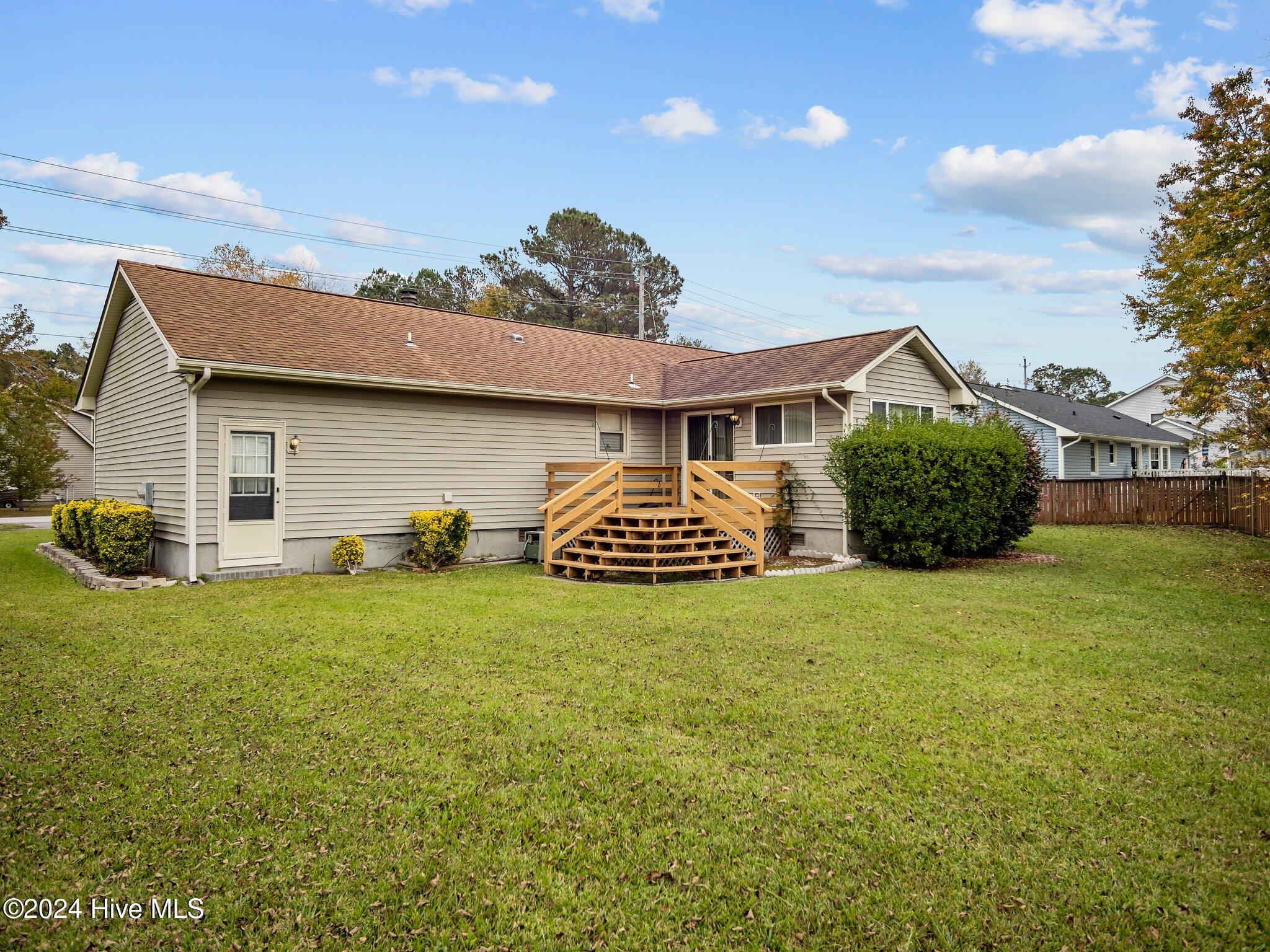 134 Manchester Road Havelock, NC 28532 - Photo 34 of 56 43-web-or-mls-PB202713