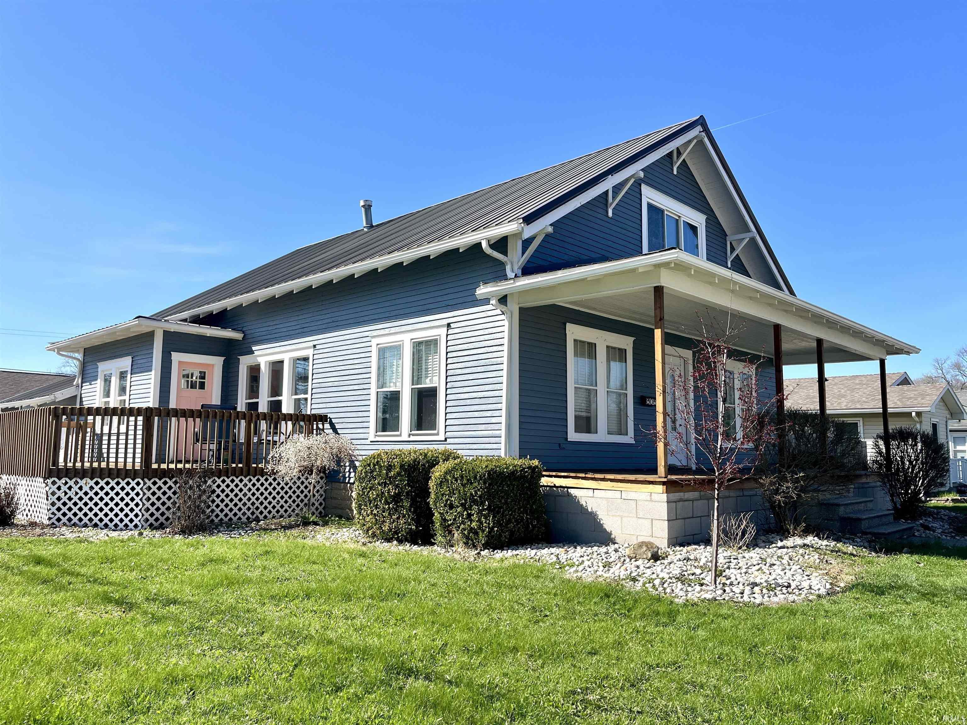 926 South Morgan Street Bluffton, IN 46714 - Photo 1 of 35