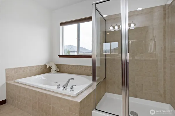 $699,000 | 1515 Daffodil Avenue Northeast, Orting, WA 98360