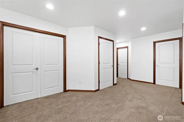 $699,000 | 1515 Daffodil Avenue Northeast, Orting, WA 98360