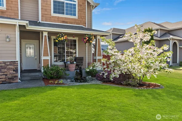 $699,000 | 1515 Daffodil Avenue Northeast, Orting, WA 98360