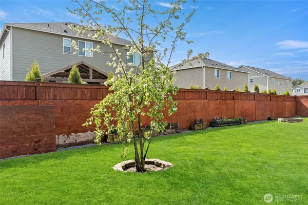 $699,000 | 1515 Daffodil Avenue Northeast, Orting, WA 98360