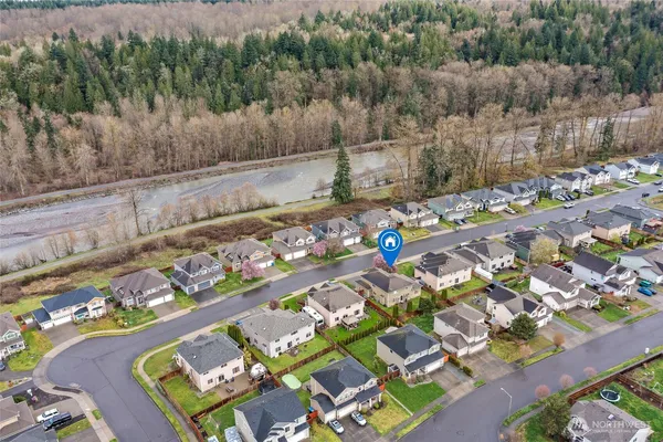 $699,000 | 1515 Daffodil Avenue Northeast, Orting, WA 98360